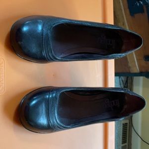 Clark’s Indigo Navy Pumps